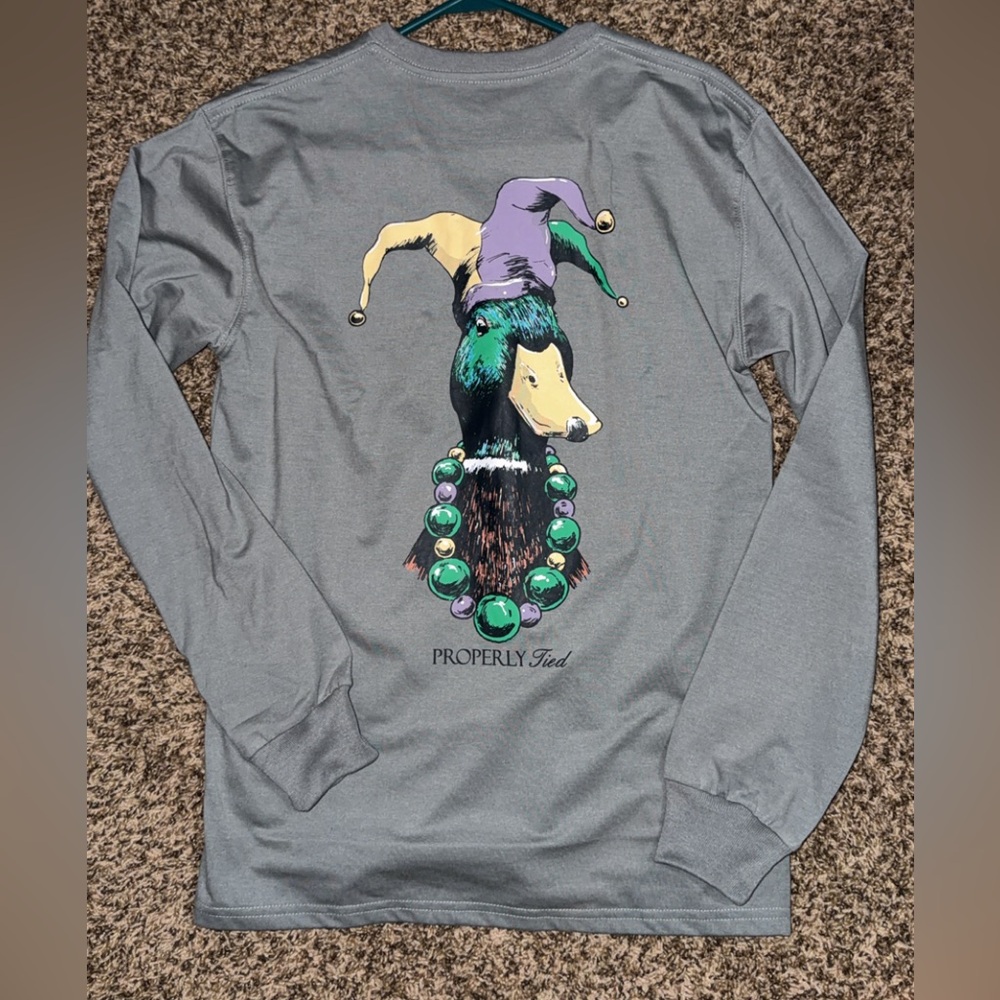 NWOT Properly Tied Gray Mardi Gras Long Sleeve Tee